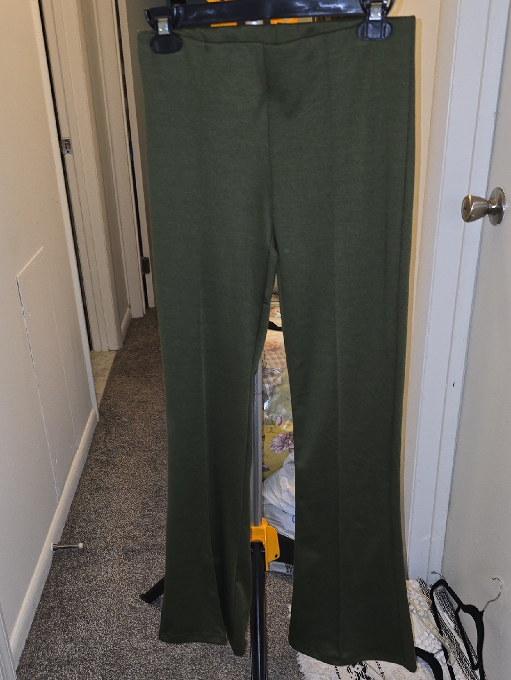 NWOT silence + noise Olive Green Knit Trousers